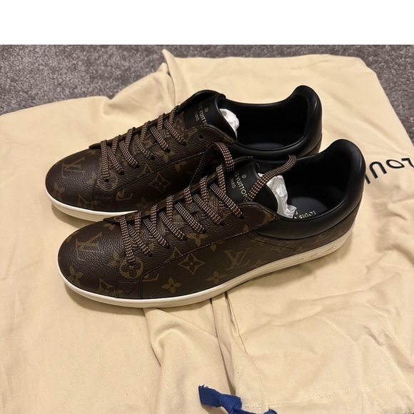 Like New Lou Vuitton Luximbog Sneakers - Picture 8 of 11